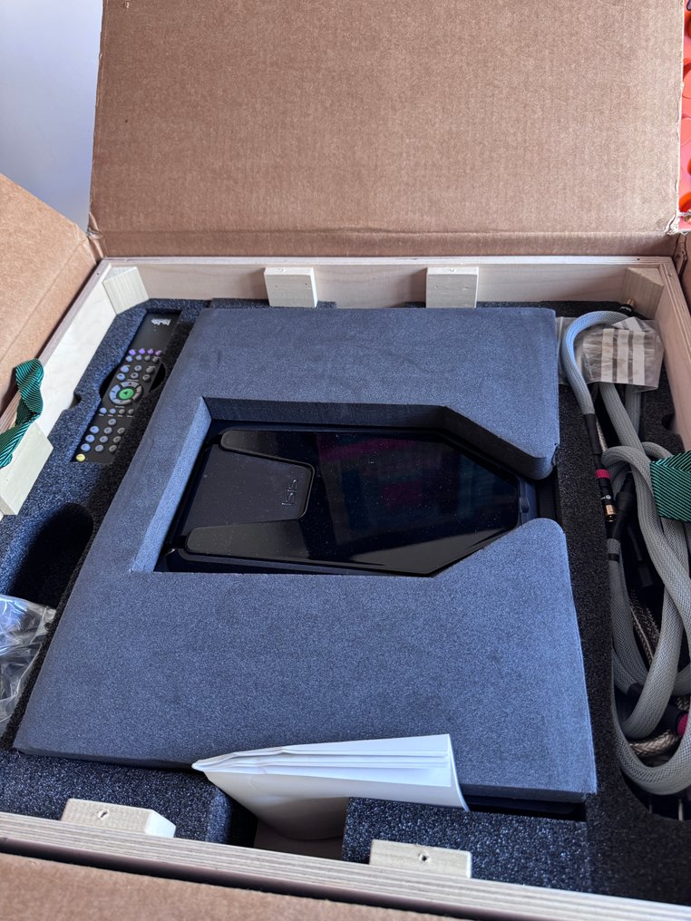 Rega - ISIS CD player #3.2