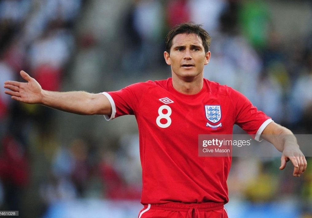 England - 歐洲冠軍聯賽 - 2010 - 足球衫 #2.1