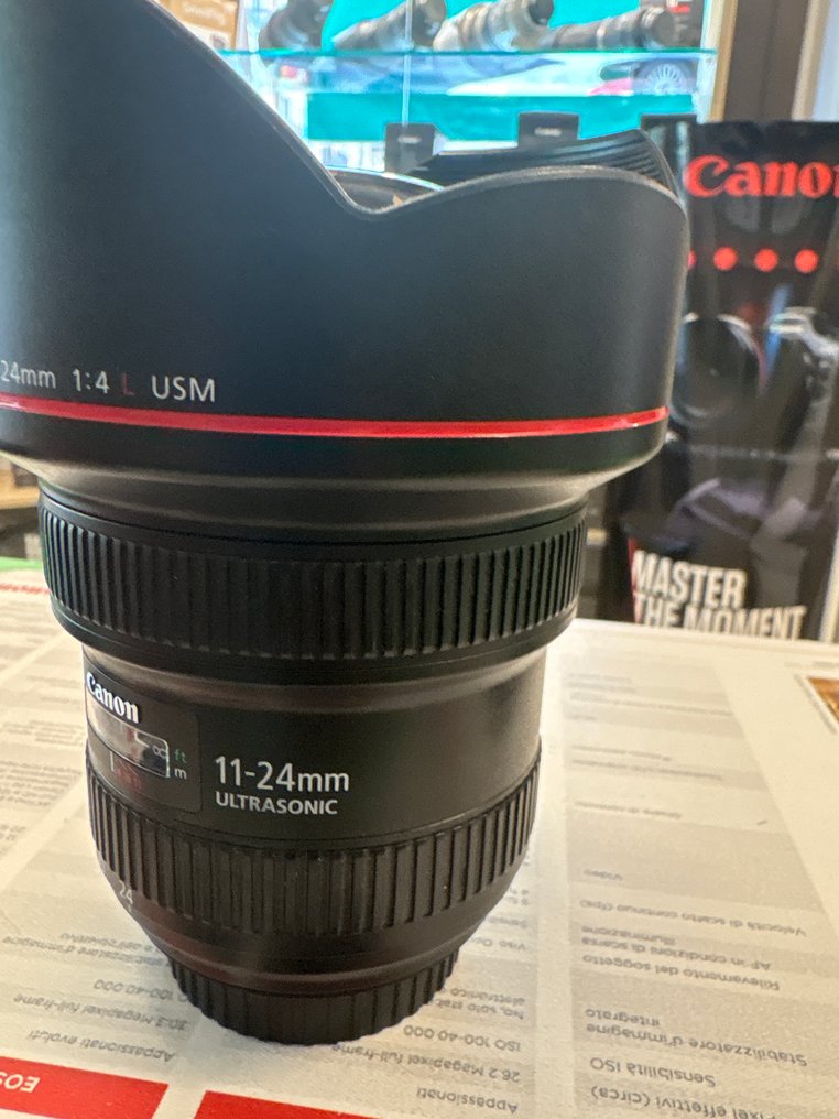 Canon EF 11-24mm 1:4 L USM Camera lens #3.2