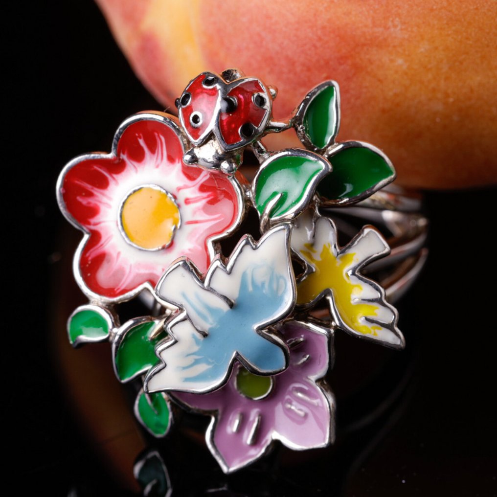 珐琅银戒指——魔法花园，带来好运的瓢虫 - 高度: 28 mm - 闊度: 23 mm- 12.8 g #3.2