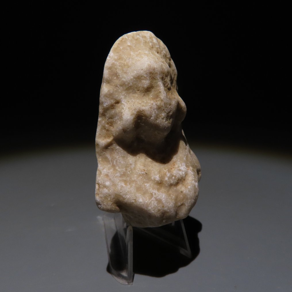 萨尔德里，白沙瓦 石 图。公元前200-100年。高5.3厘米。 #1.0