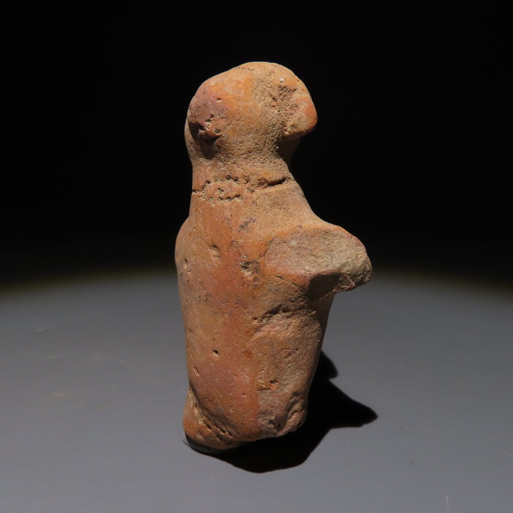 Sar Dheri, Peshawar Terracotta Fragment Figure. 300-100 BC. 6.5 cm height.  (No Reserve Price) #2.1