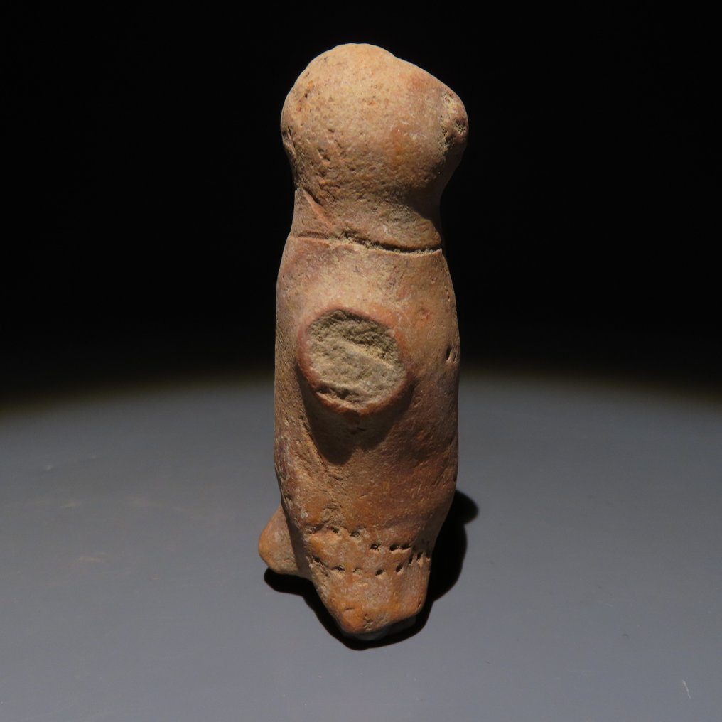 Sar Dheri, Peshawar Terracotta Fragment Figure. 300-100 BC. 6.5 cm height.  (No Reserve Price) #3.2