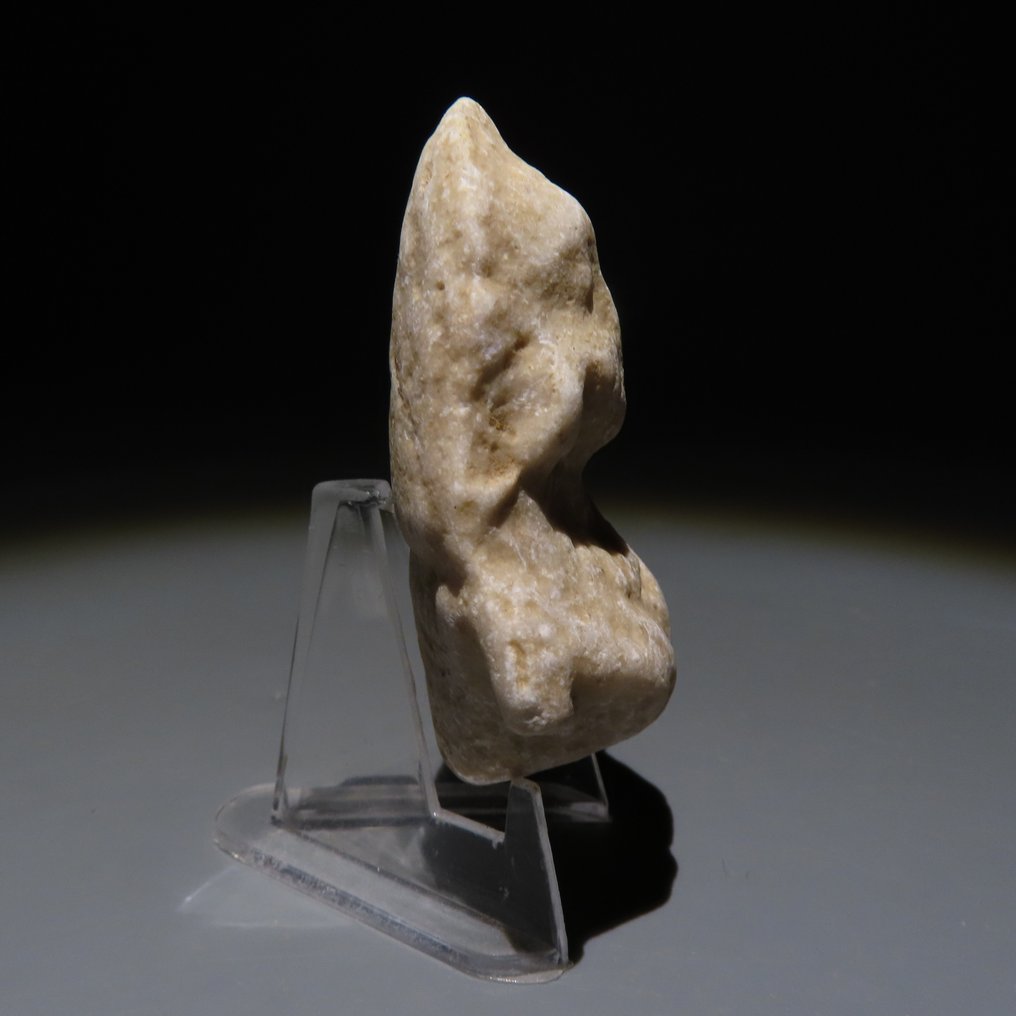 萨尔德里，白沙瓦 石 图。公元前200-100年。高5.3厘米。 #3.2