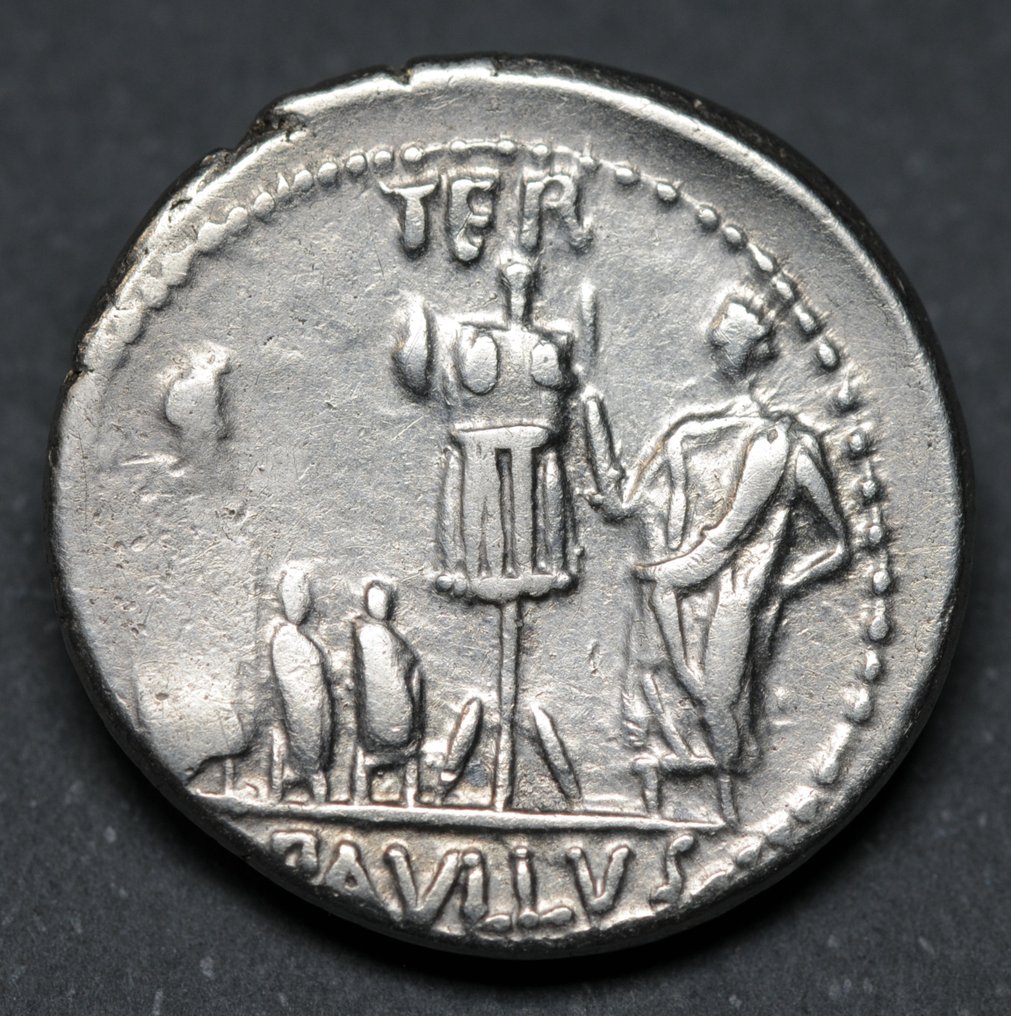 Repubblica romana. M. Aemilius Lepidus, 58 a.C. Denarius #1.0