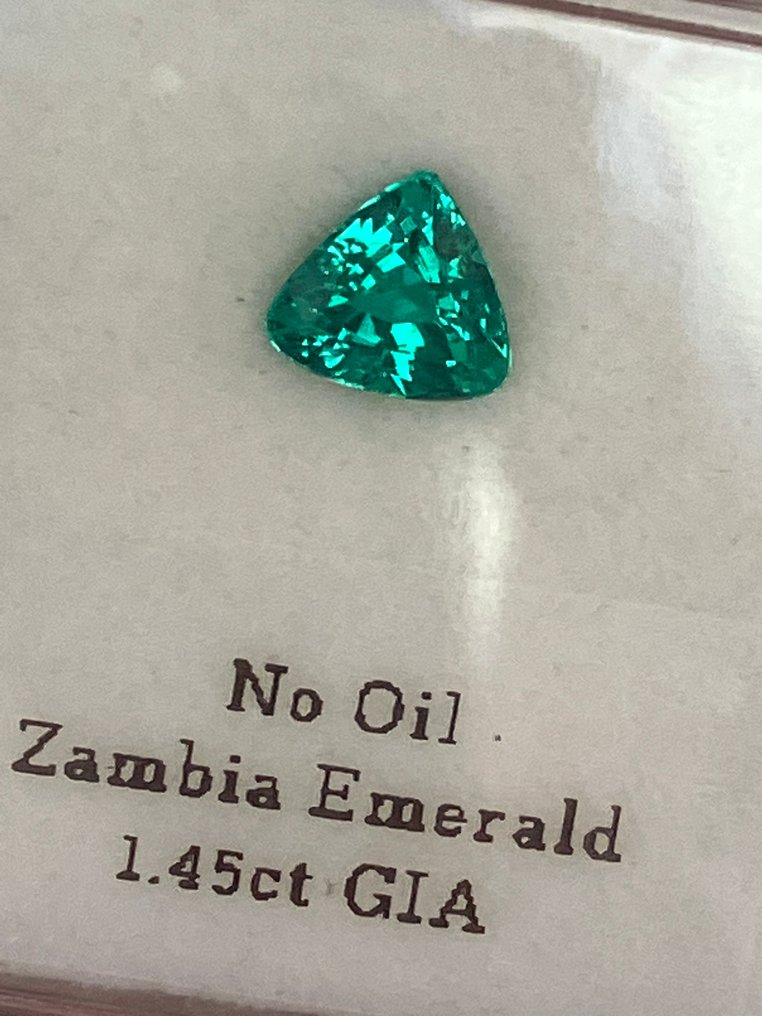 1 pcs 綠色 祖母綠 - 1.45 ct - 美國寶石學院(Gemological Institute of America (GIA)) - 无底价 #3.2