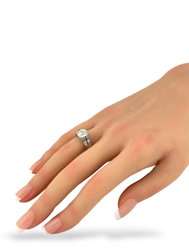 Bague Platine, Anneau en platine avec un diamant de coupe européenne ancienne de 2,10 carats entouré de diamants -  2.23ct. tw. Diamant (Naturelle) - Diamant #4.3