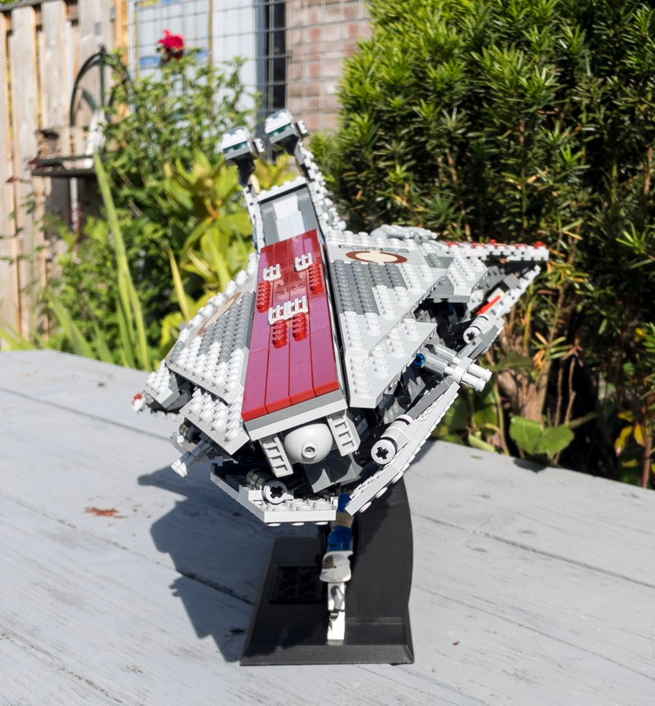 LEGO Set - 8039 - Star Wars - Venator-Class Republic Attack Cruiser #3.2