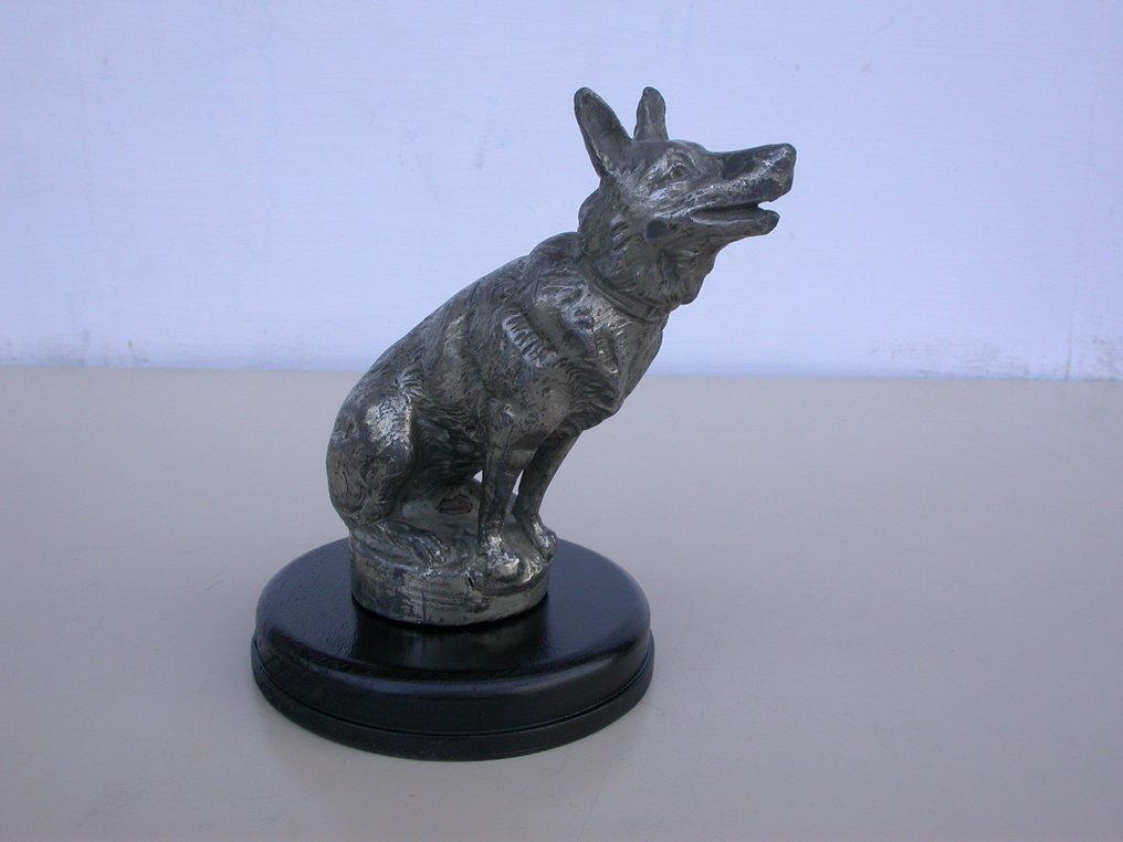 Shepherd Dog signed LB - Μασκότ - car mascot - Μέταλλο #1.0