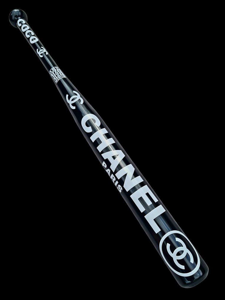 Moontje - Chanel Baseball Bat Blck-Wht edition. #3.2
