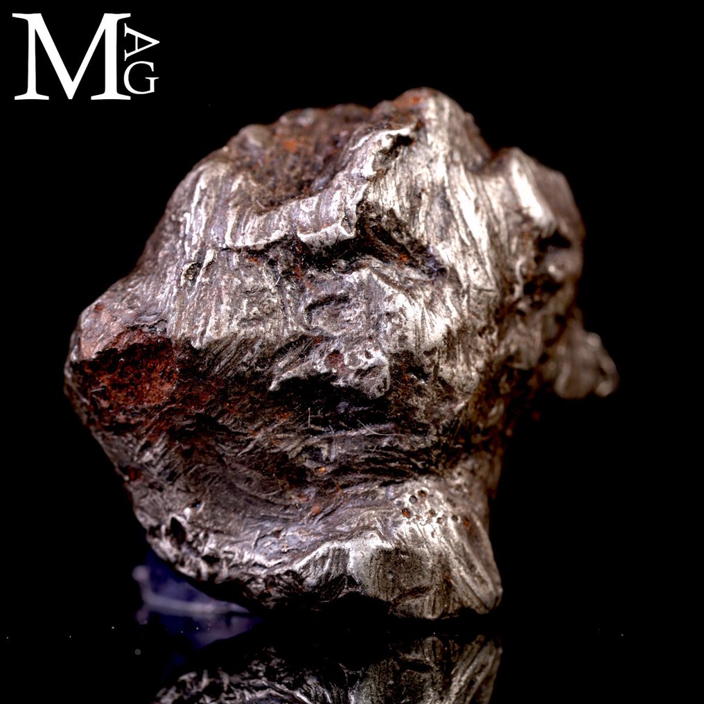 Sikhote-Alin-Meteorit – vom Himmel geformtes Fragment, Russland 1947 Siderit-Gruppe IIAB - Höhe: 33 mm - Breite: 32 mm - 36.89 g #1.0