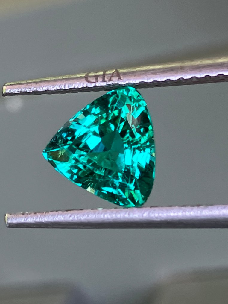 1 pcs 綠色 祖母綠 - 1.45 ct - 美國寶石學院(Gemological Institute of America (GIA)) - 无底价 #1.0