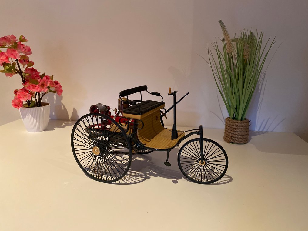 Franklin Mint 1:8 - Αυτοκίνητο μοντελισμού - Mercedes Patent Motorwagen - Μερικά μέρη είναι επιχρυσωμένα 24 καρατίων. #1.0
