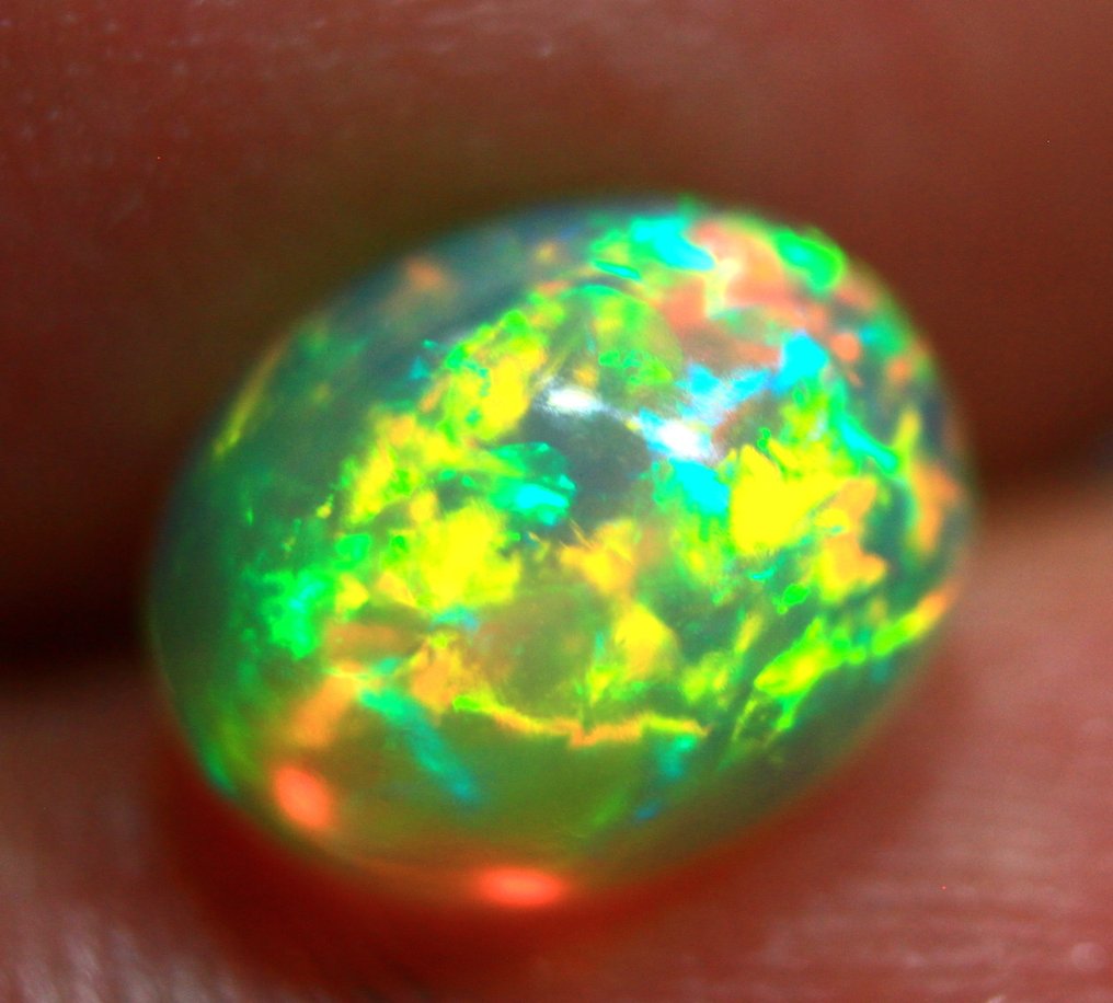 ΔΩΡΕΑΝ ΑΠΟΣΤΟΛΗ Κορυφαία πέτρα, 2.40 καράτια, Φυσικό αιθιοπικό όπαλ. Καμπουσόν - Ύψος: 10 mm - Πλάτος: 8 mm- 0.48 g #3.2