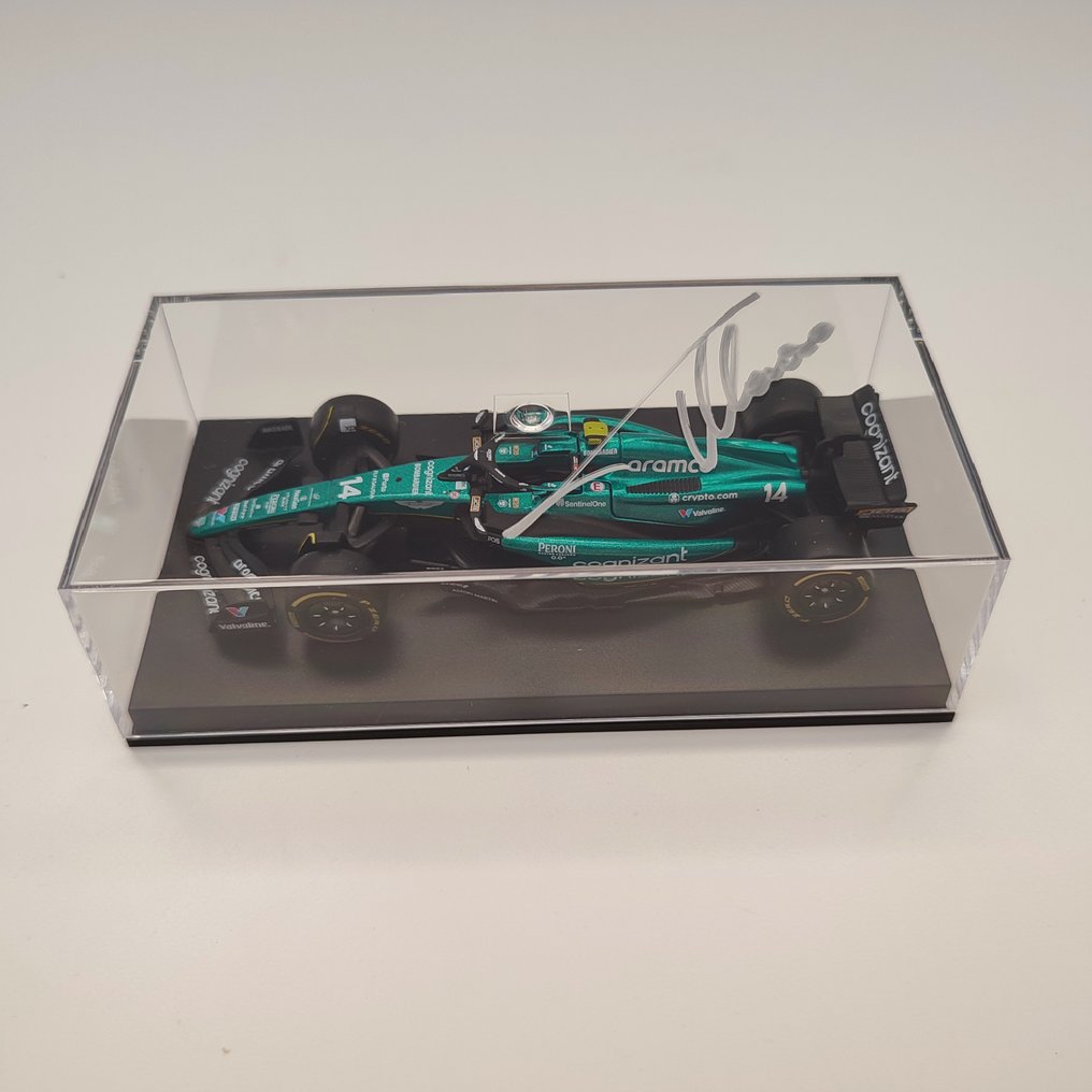 Aston Martin - Fernando Alonso - 2024 - 1/43 méretarányú modellautó #3.2