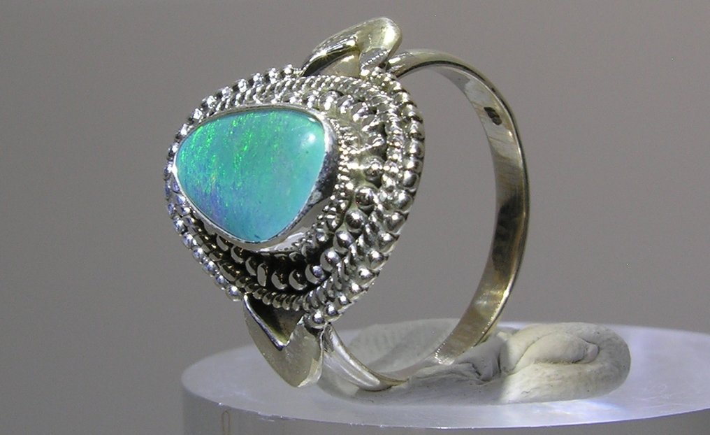 Opaal ring - Hoogte: 25.5 mm - Breedte: 22 mm- 4.81 g - (1) #1.0