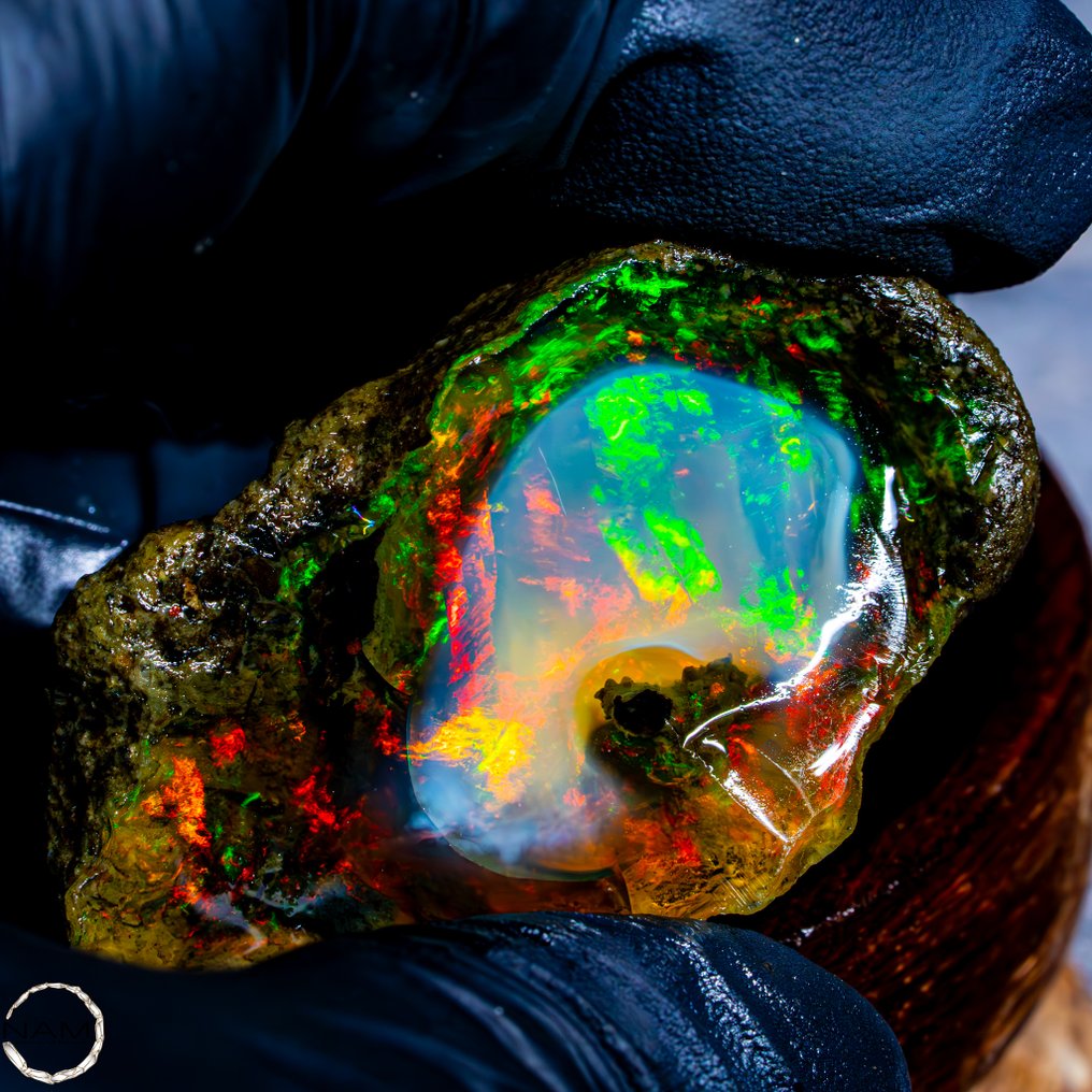 Natural AAA+ Crystal Opal 152.3 ct- 30.46 g #3.2