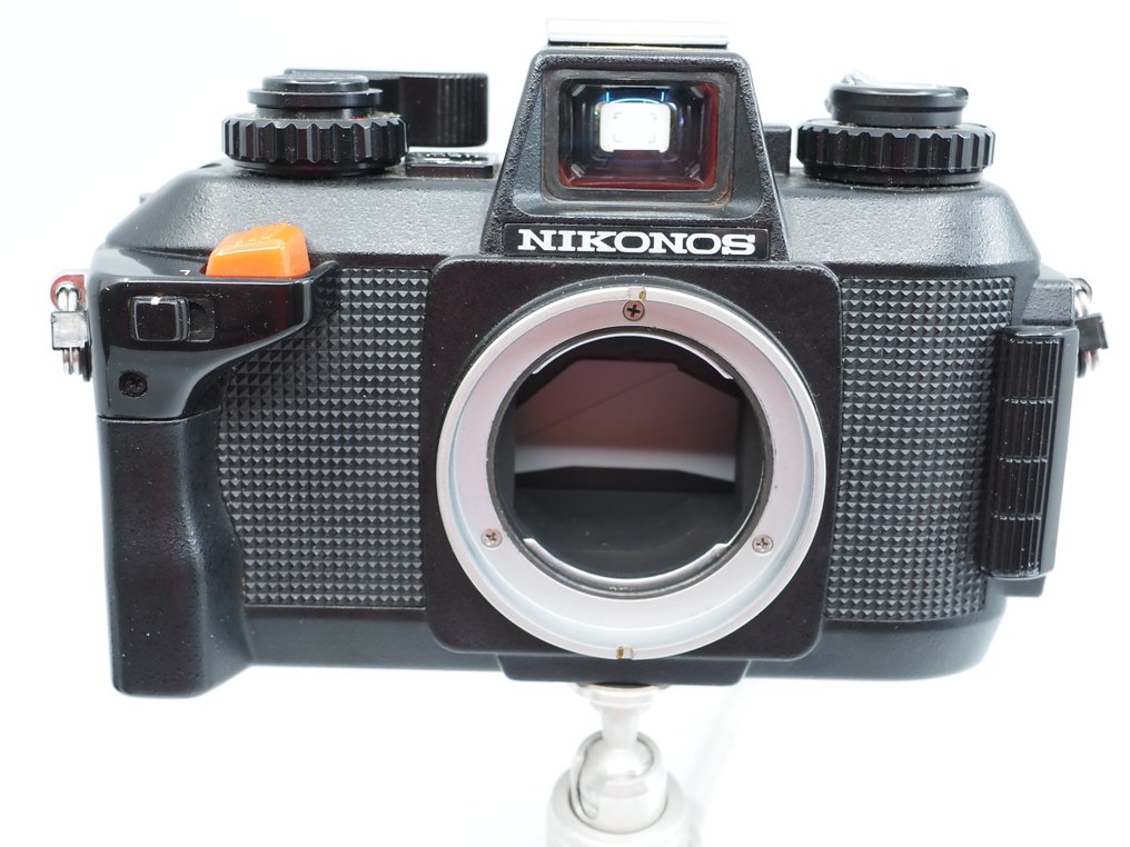 Nikon Nikonos IV-A Kit Macro + 35mm + 80mm Viewfinder camera