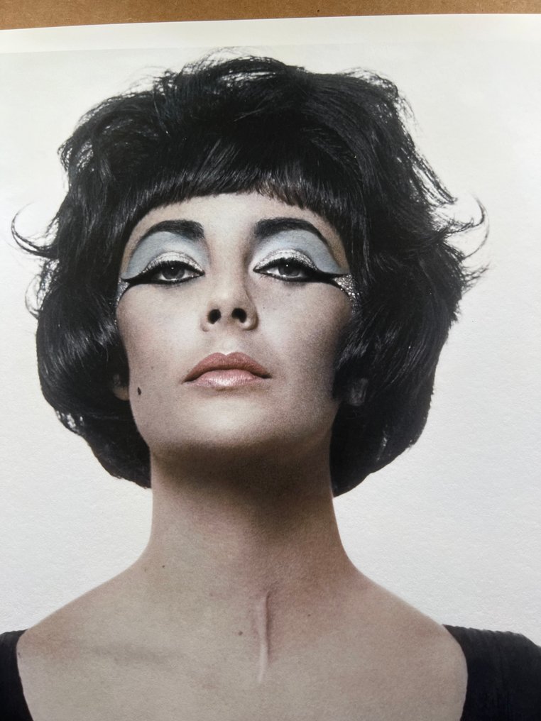 Bert Stern (1929–2013) - Bert Stern signed Famous Elizabeth Taylor as Cleopatra #3.2