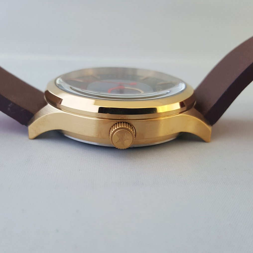 CCCP - KAMZOLKIN - Hammer & Sickle - Moving Star - Limited Edition - Automatic Slava - Gold - New - No reserve price - Men - 2025 #3.2