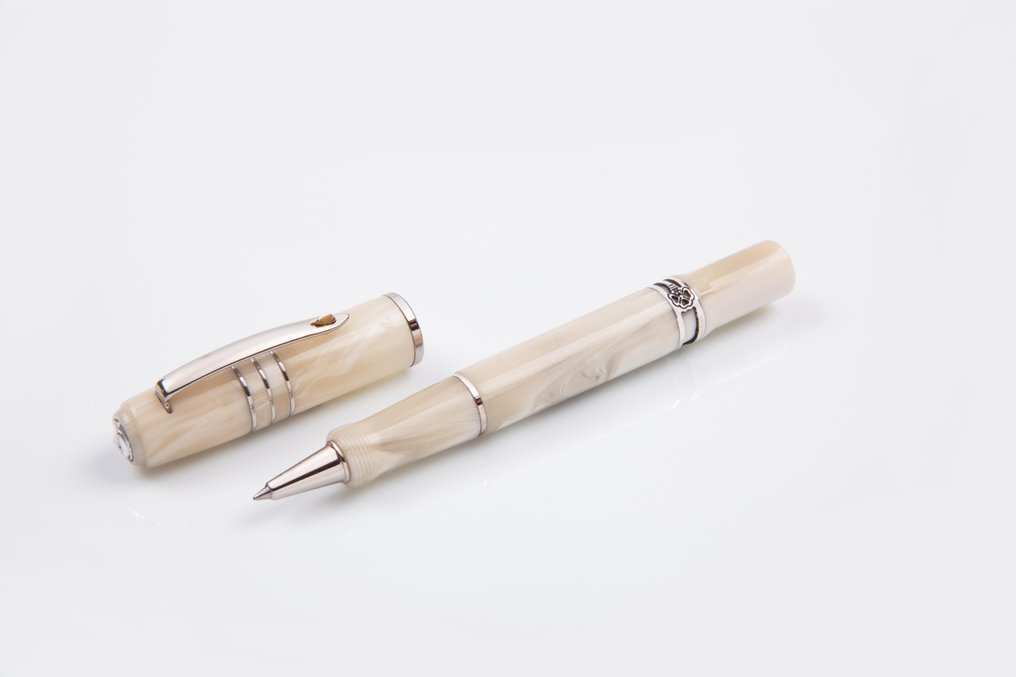 Marlen - The Key (to success) - Edizione Speciale in resina italiana e argento - Roller ball pen #1.0