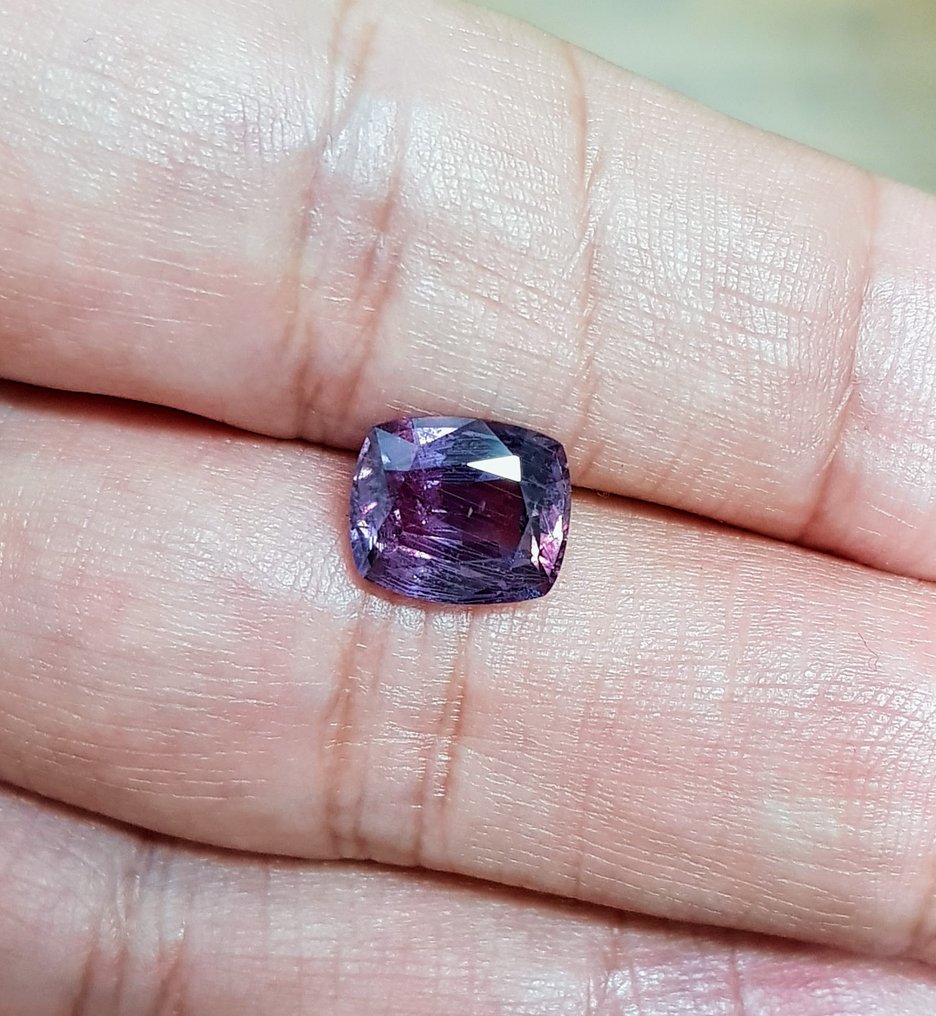 1 pcs  Ροζ, Μωβ Ζαφείρι  - 4.17 ct - Gem research Swiss Lab (GRS) #3.2