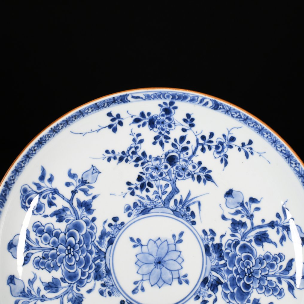 Πιάτο - Paire de coupes creuses à décor bleu et blanc de fleurs - Πορσελάνη #2.1