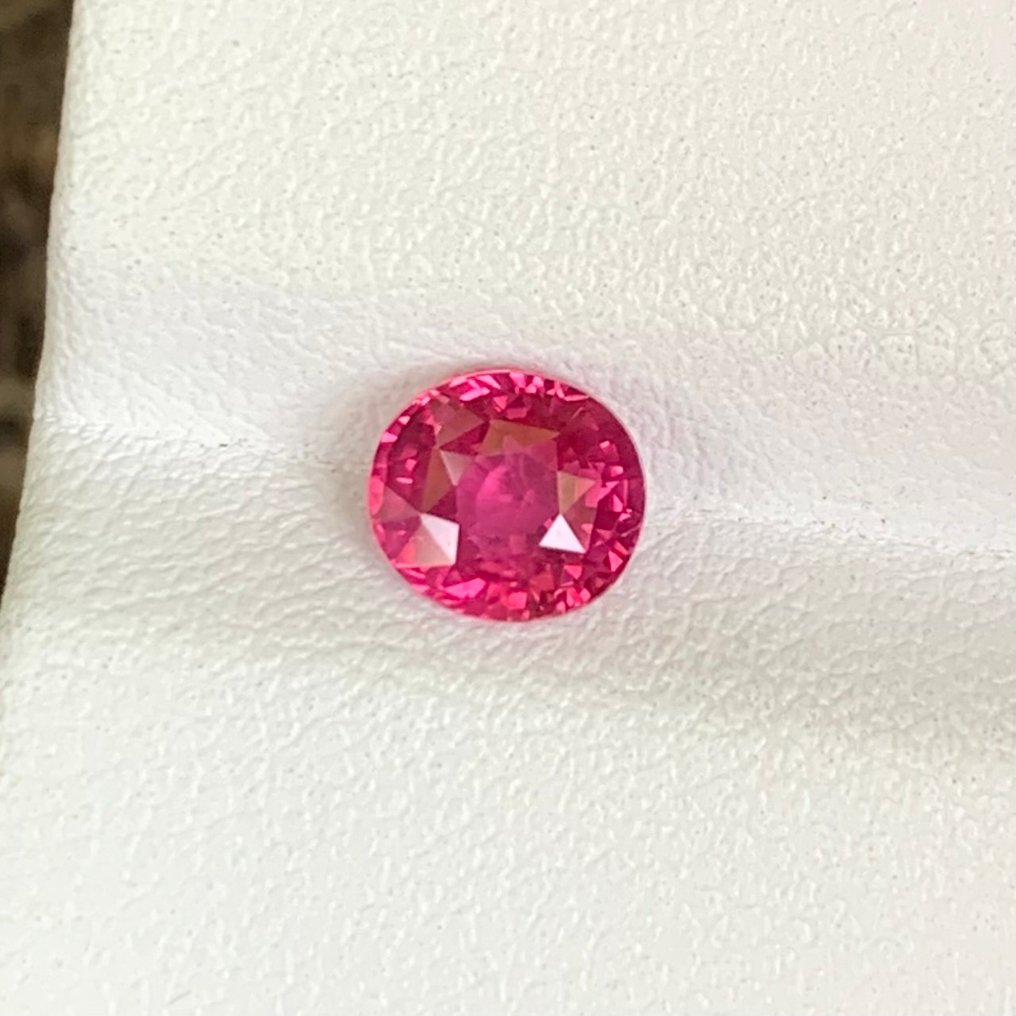 1 pcs  Red, Pink Ruby  - 1.25 ct - Asian Institute of Gemological Sciences (AIGS) - NO HEAT RUBY #3.2