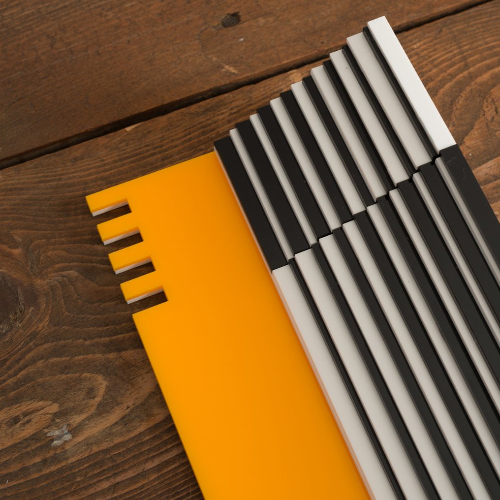 Gio Schiano - Γλυπτό, LIMITED EDITION - Indastria #25 - 44 cm - Χυτευτό μεθακρυλικό. #4.3