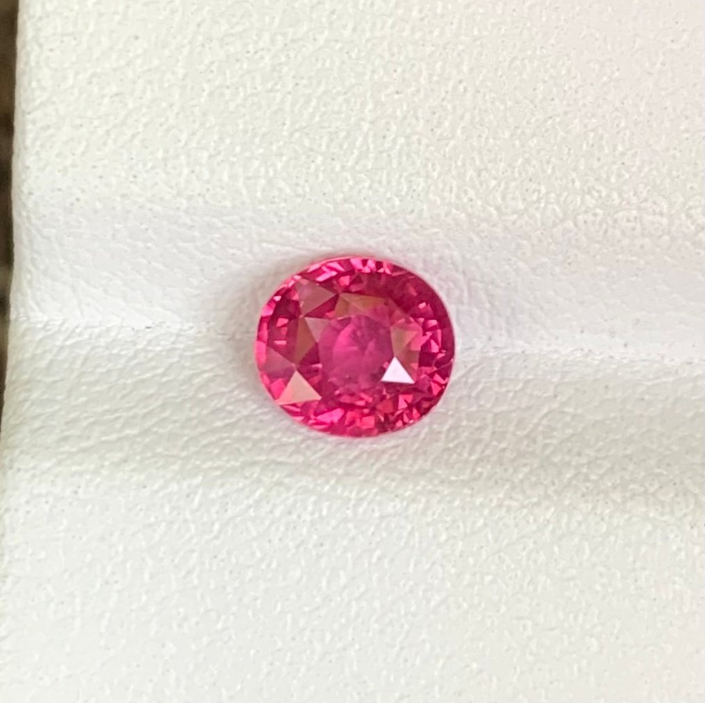 1 pcs  Red, Pink Ruby  - 1.25 ct - Asian Institute of Gemological Sciences (AIGS) - NO HEAT RUBY #4.3