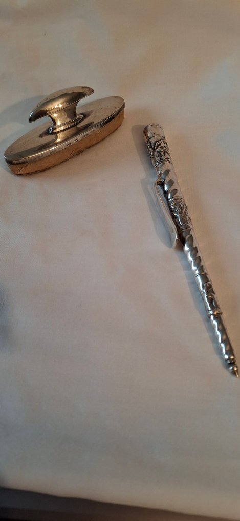 Σετ ραπτικής (2)  - Αρχαία θήκη μολυβιού. #1.0