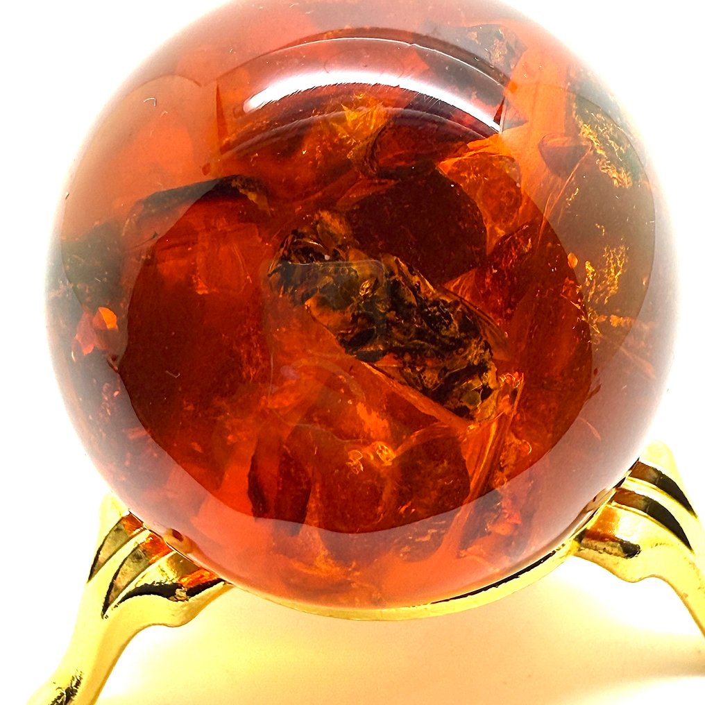 Egg with Bee and Baltic amber stones - Amber - Succinite - 56 mm - 45 mm  (No Reserve Price) #2.1