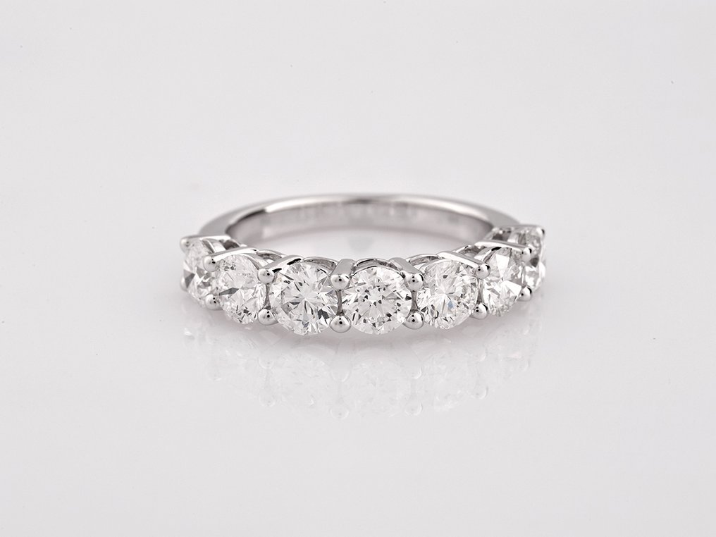 Ring - 14 kt. White gold -  2.61ct. tw. Diamond (Lab-grown) #1.0