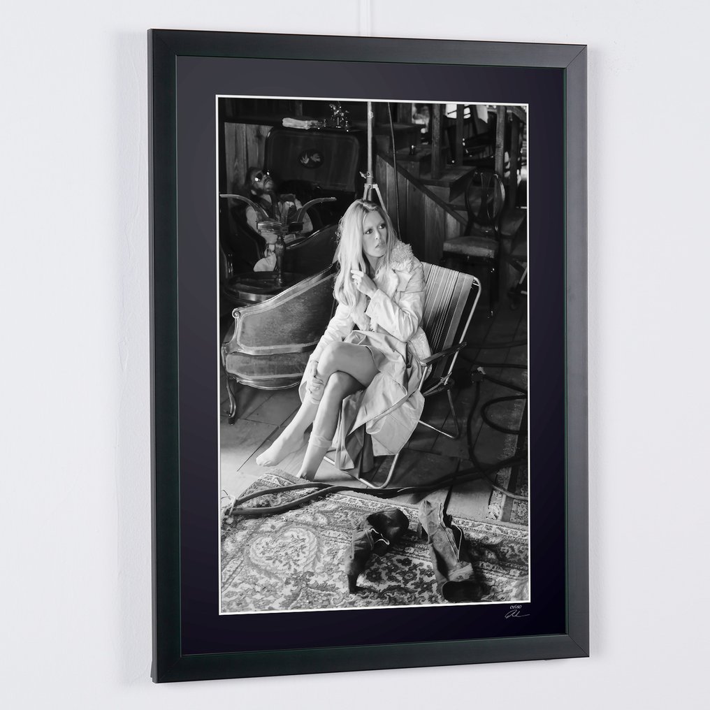 Brigitte Bardot on the set of 'Les Petroleuses'  1971 - Fine Art Photography - Luxury Wooden Frame 70X50 cm - Limited Edition 01 of 30 - Serial 20226 - Original Certificate (COA), Hologram - 100% New. Shipping Reduction from 3 items #4.3