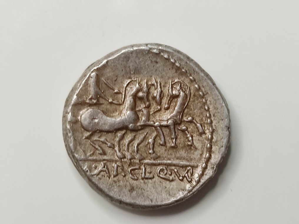 罗马共和国. 阿皮乌斯·克劳迪斯·普尔彻、提图斯·马柳斯（或马洛柳斯）和Q·乌尔比纽斯，公元前111/110. Denarius Rome #1.0