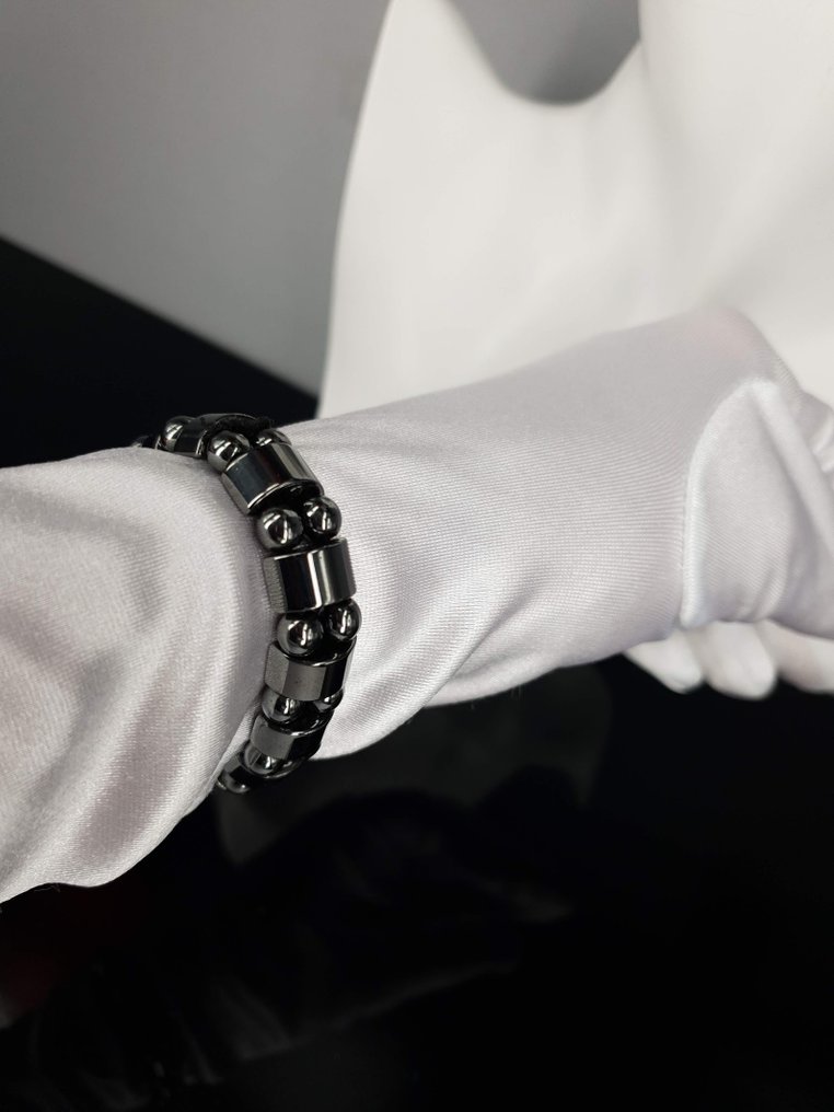 Hematite Stone Magnetic Circuit 15,5 cm - 16 cm / No Reserve Price - Bracelet #1.0