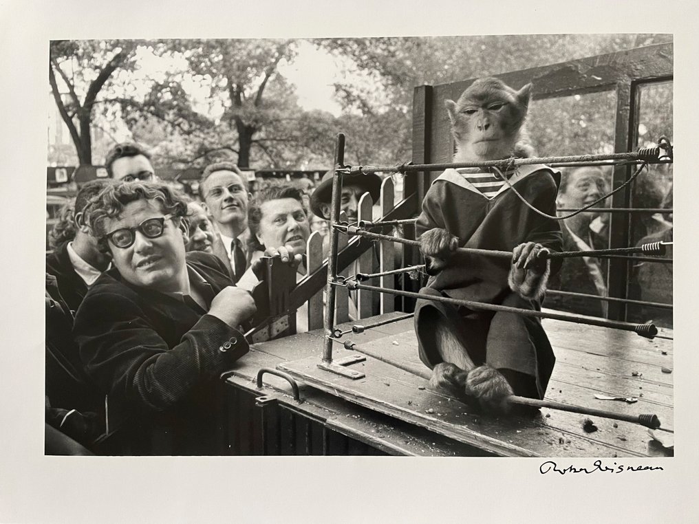 Robert Doisneau (1912-1994) - Les animaux supérieurs, 1954 #2.1