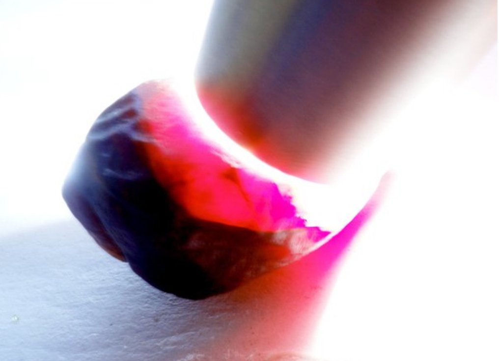 Ruby 粗糙- 46.35 g - (2) #2.1