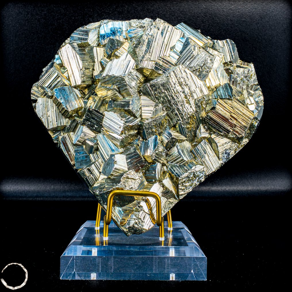 Sjælden førsteklasses gullignende pyrit Hjerte- 2957.15 g #1.0