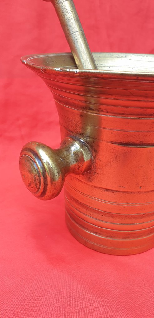 Morter og pistil (2) - Messing, stor - Samling oppløsning #4.3