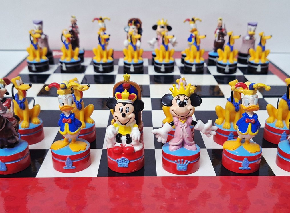 Disney - Chess set - Mickey Mouse & Friends - Resin #3.2