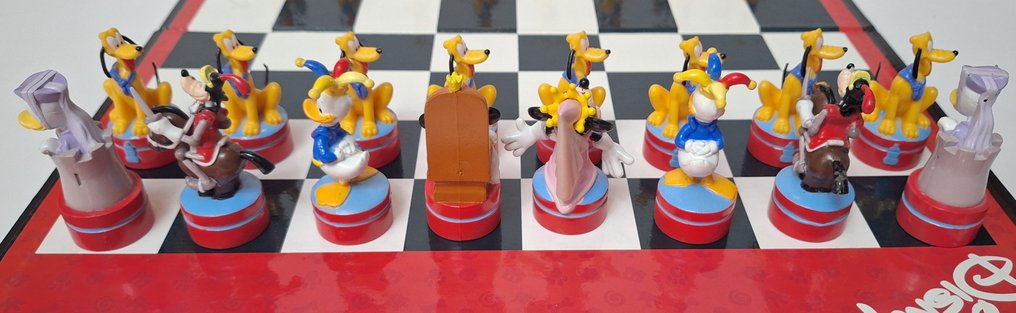Disney - Chess set - Mickey Mouse & Friends - Resin #4.3