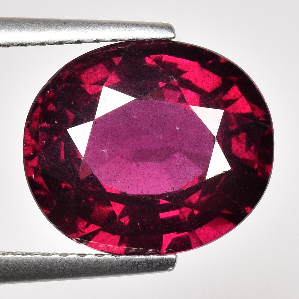 Nincs minimálár - 1 pcs  Piros, Lila Gránát  - 6.51 ct - Nemzetközi Színes Drágakő Szövetség (ICA GemLab) #1.0