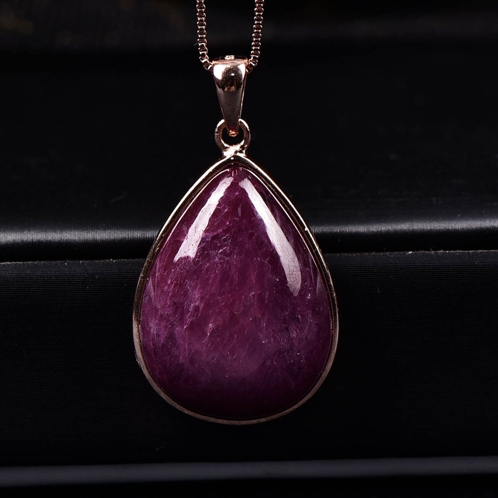 No Reserve - ALGT Certified - Exclusive Natural Ruby Pendant - Notable clarity with a distinctive hue- 8.27 g #1.0