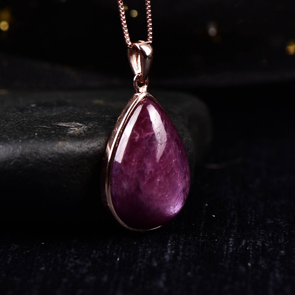 No Reserve - ALGT Certified - Exclusive Natural Ruby Pendant - Notable clarity with a distinctive hue- 8.27 g #4.3