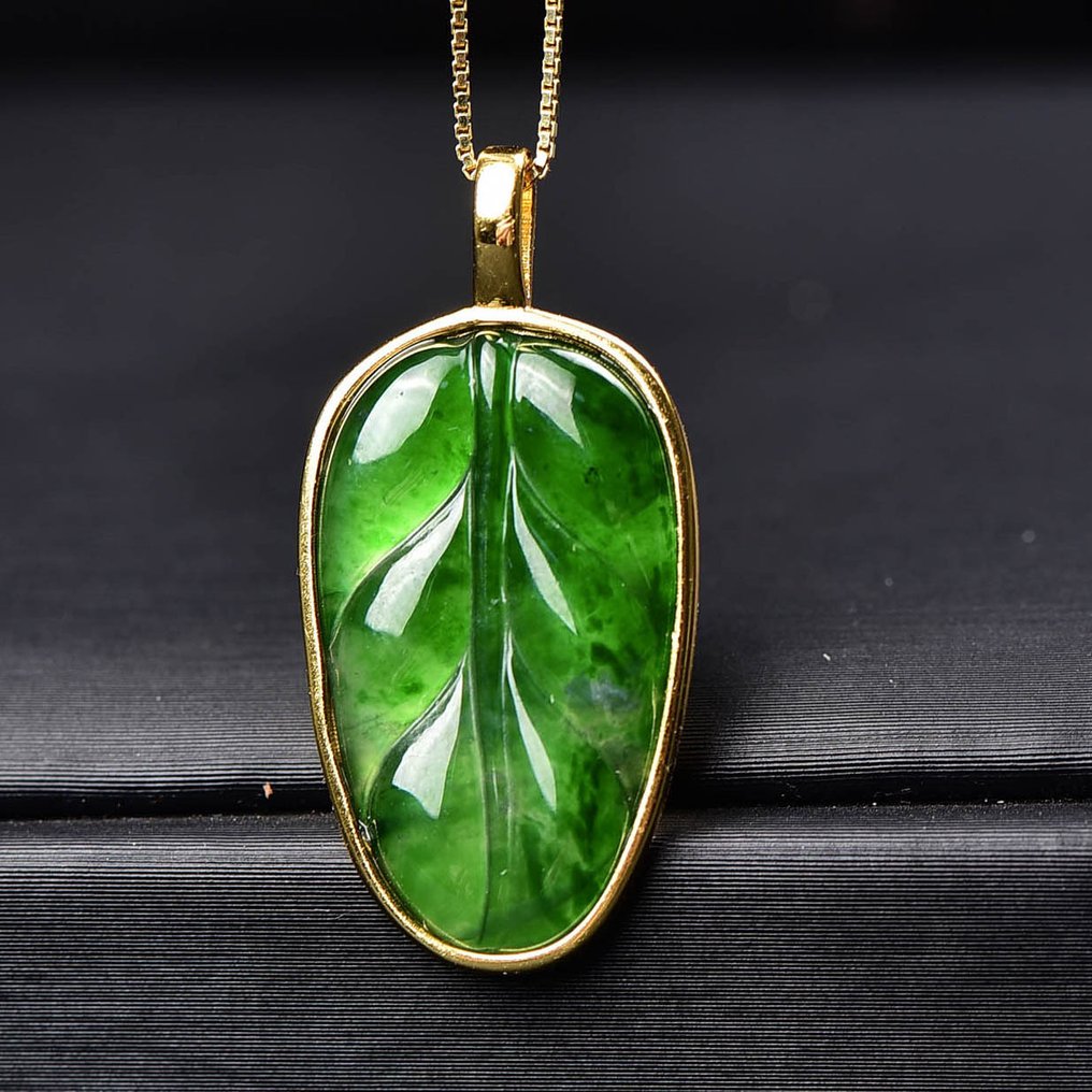 ALGT认证 - 高度独家的天然翡翠吊坠 以其清澈而著称的宝藏- 3.33 g #1.0