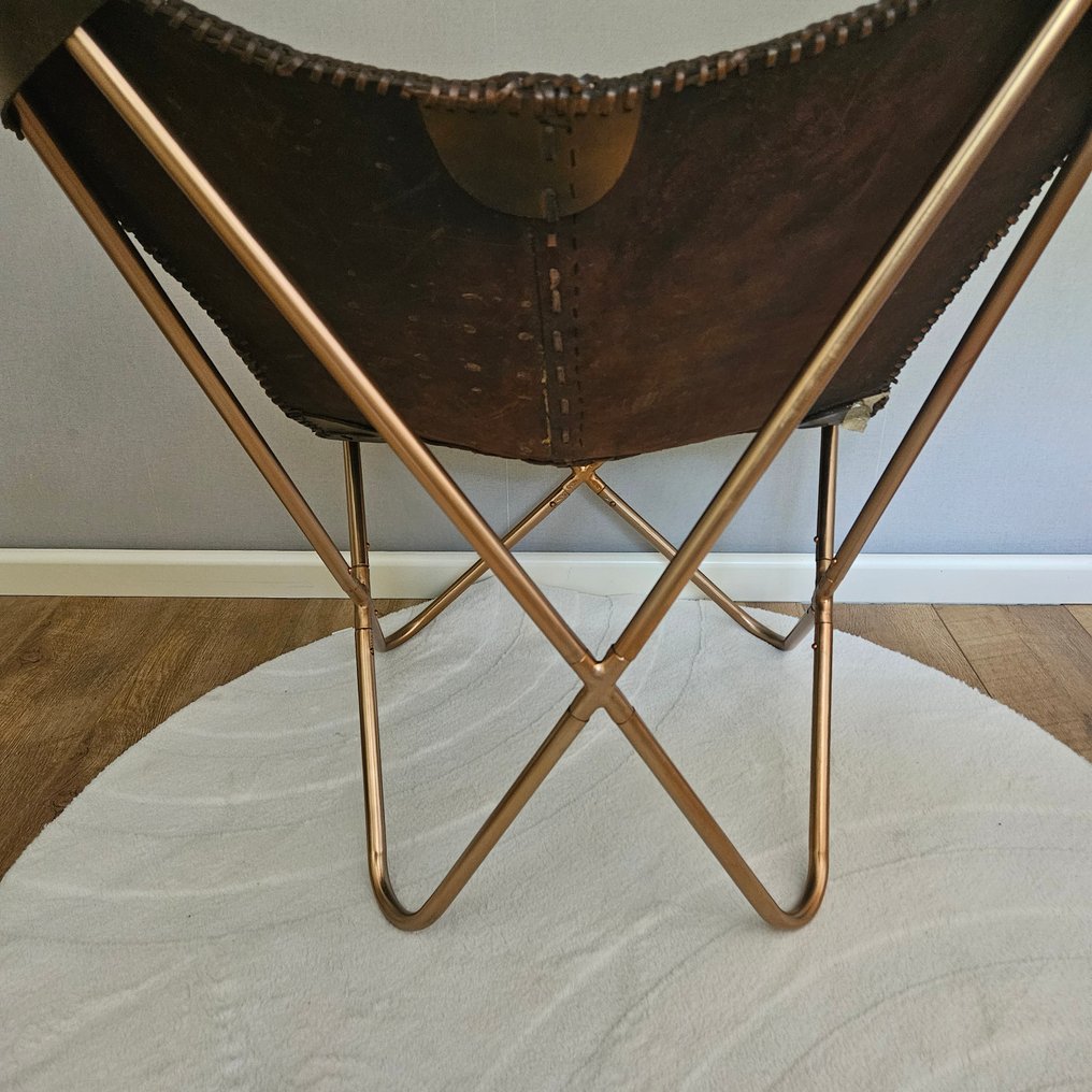 Stol - Fladdermusfåtölj (3107) - Läder, Metall #3.2