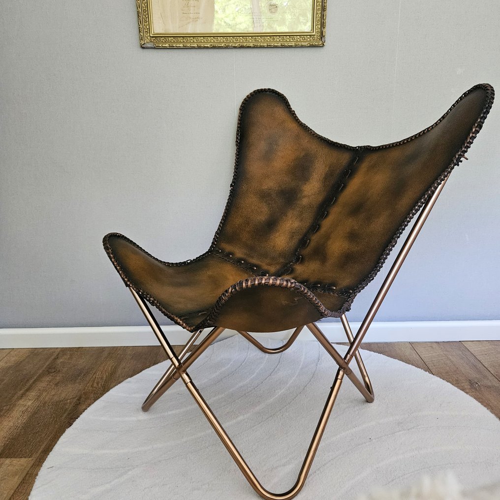 Stol - Fladdermusfåtölj (3107) - Läder, Metall #1.0