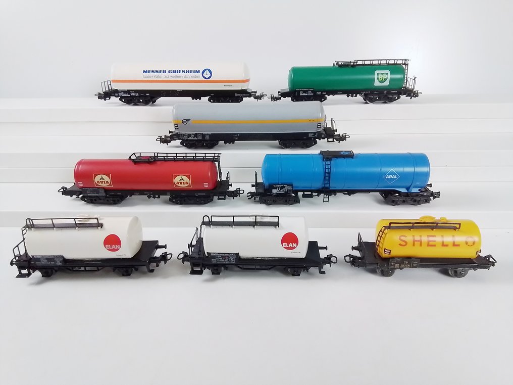 Märklin H0 - 4444/4502/4628/4649/4653/4752/4793 - Modeltrein (8) - 5 x 4-assige en 3 x 2-assige ketelwagons #1.0