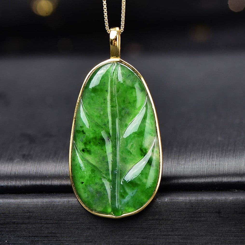 ALGT认证 - 高度独家的天然翡翠吊坠 由其清晰度定义的发现- 4.86 g #1.0